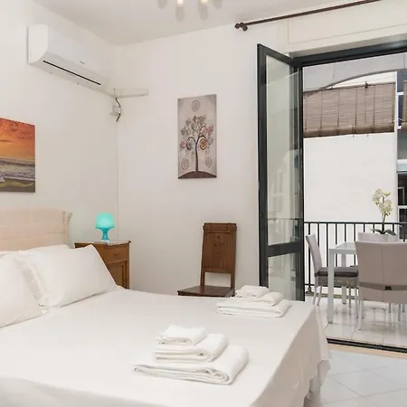 Apartamento Center - Steps From The